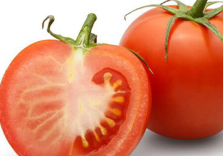 علت وجود رگه های سفید در گوجه فرنگی چیست؟